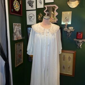 1960s bridal nightgown robe